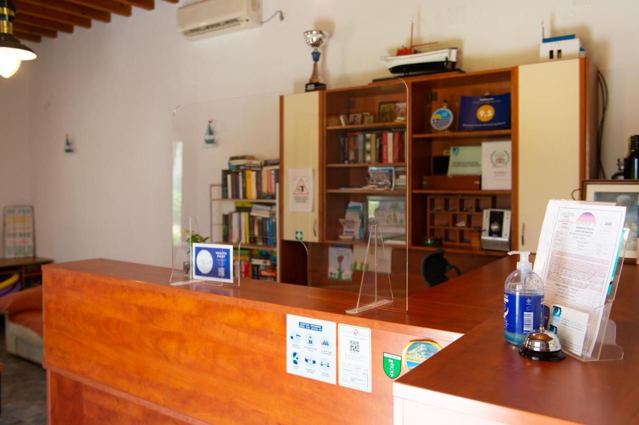 Morpheas Pension Rooms & Apartments Kamares  Екстериор снимка