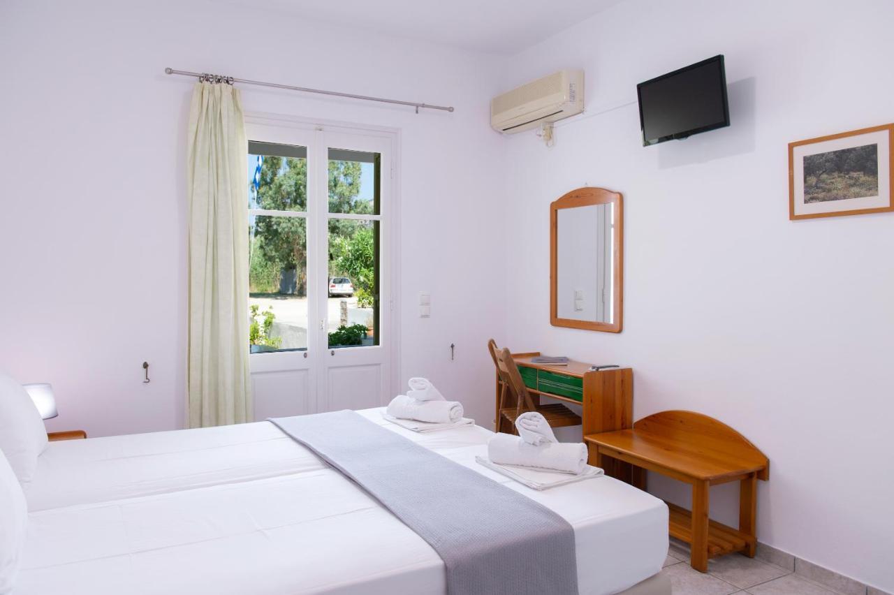 Morpheas Pension Rooms & Apartments Kamares  Екстериор снимка