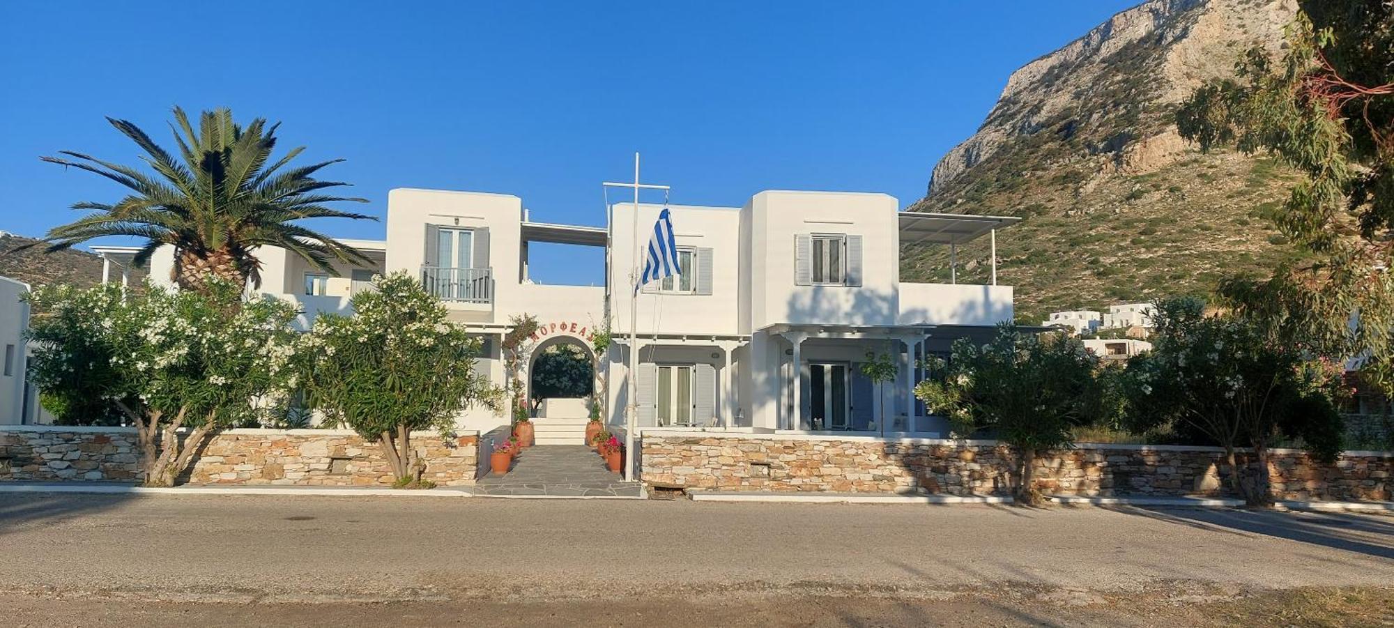 Morpheas Pension Rooms & Apartments Kamares  Екстериор снимка